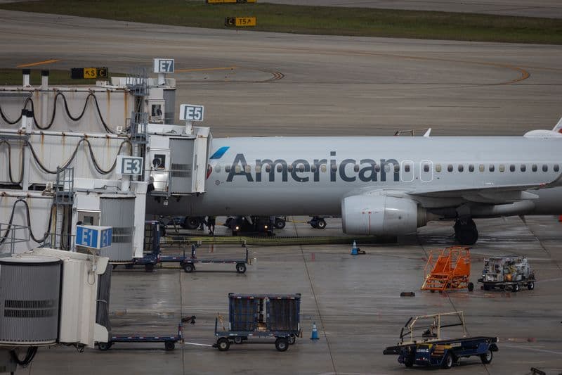 United says American Airlines rebuffed potential merger idea