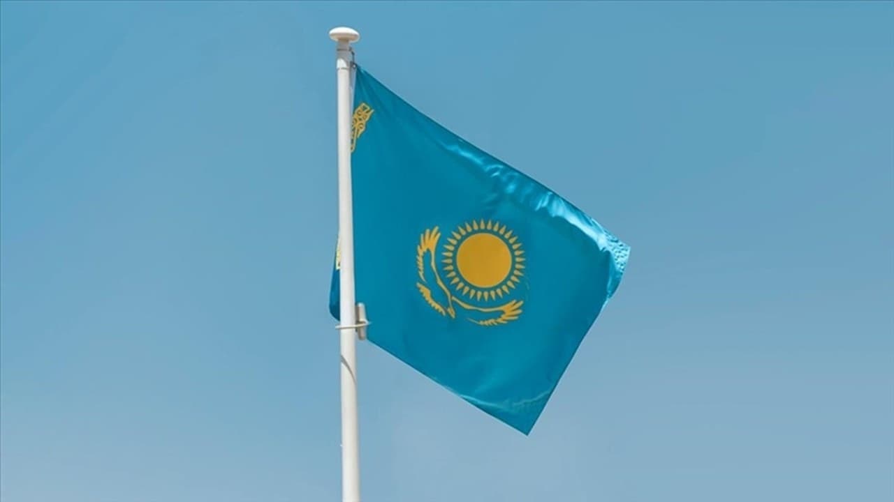 Kazakistan ekonomisinde petrol dışı büyüme sürprizi