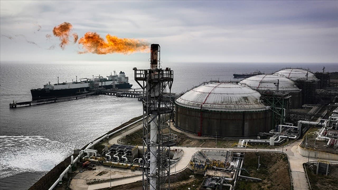 Avrupa doğal gaz fiyatları iki haftanın zirvesine çıktı