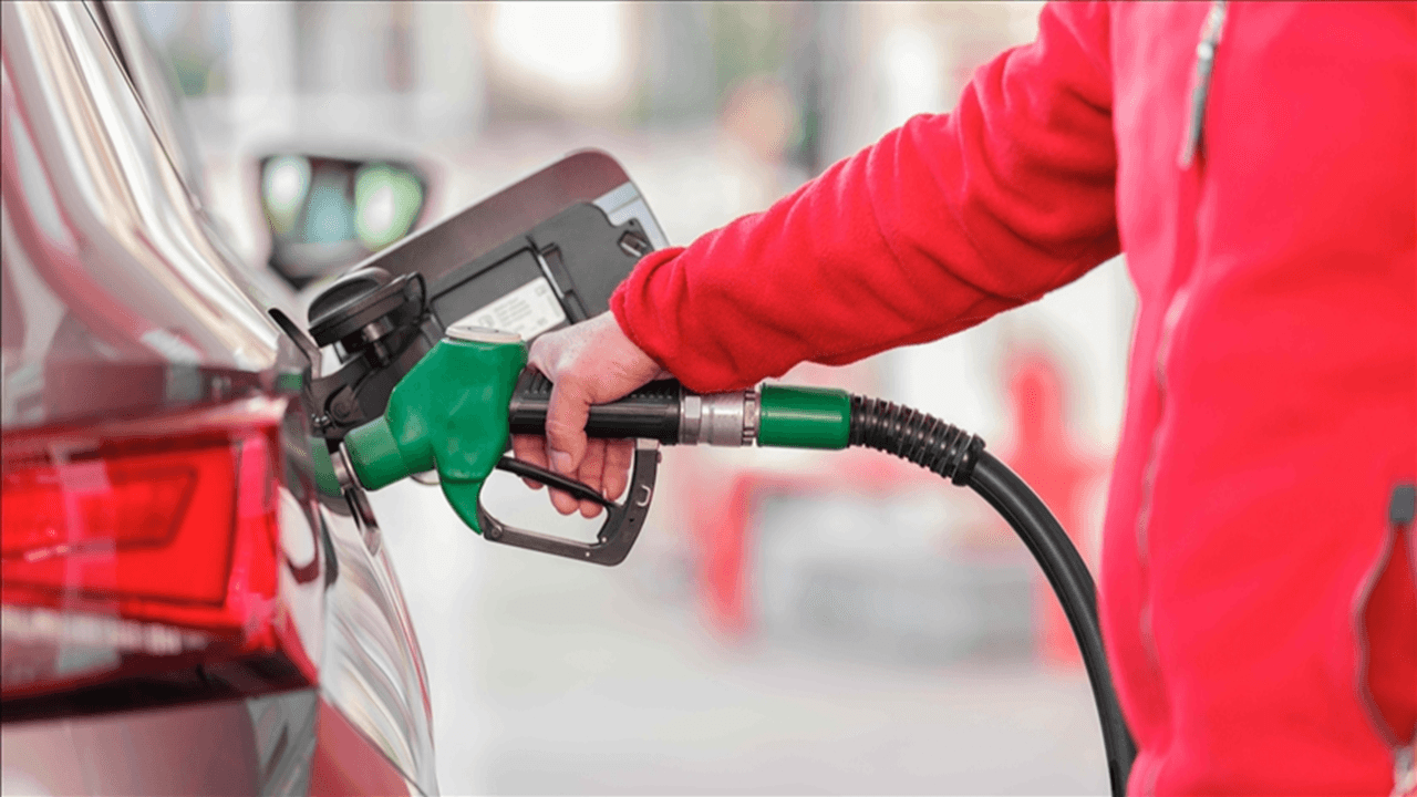 Akaryakıt fiyatlarında son durum! Benzin, motorin ve LPG'ye zam, indirim var mı? (1 Ağustos 2026)