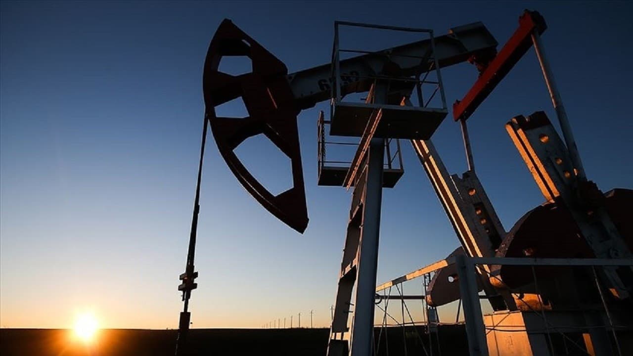 Küresel petrol piyasalarında ateşkes haberi fiyatları aşağı çekti