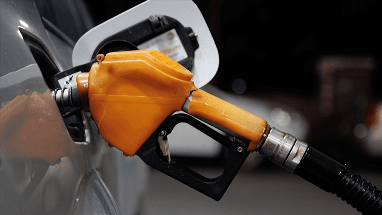 Akaryakıta çifte zam geldi: Motorin 8,89 TL birden arttı