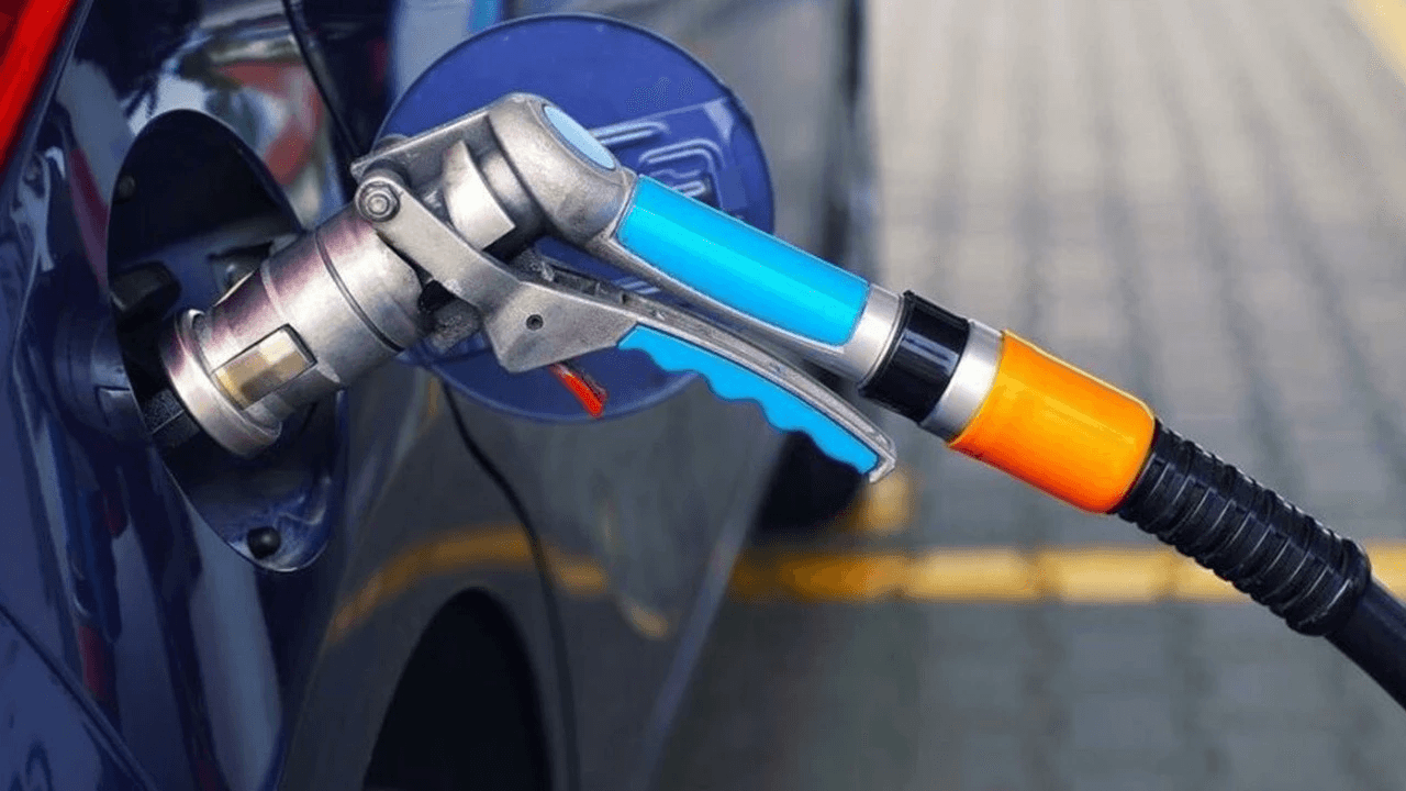 Akaryakıt fiyatlarında son durum! Benzin, motorin ve LPG'ye zam, indirim var mı? (4 Ağustos 2026)