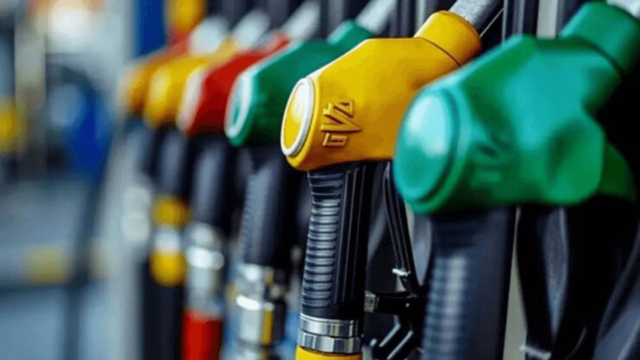 Akaryakıt fiyatlarında son durum! Benzin, motorin ve LPG'ye zam, indirim var mı? (11 Ağustos 2026)