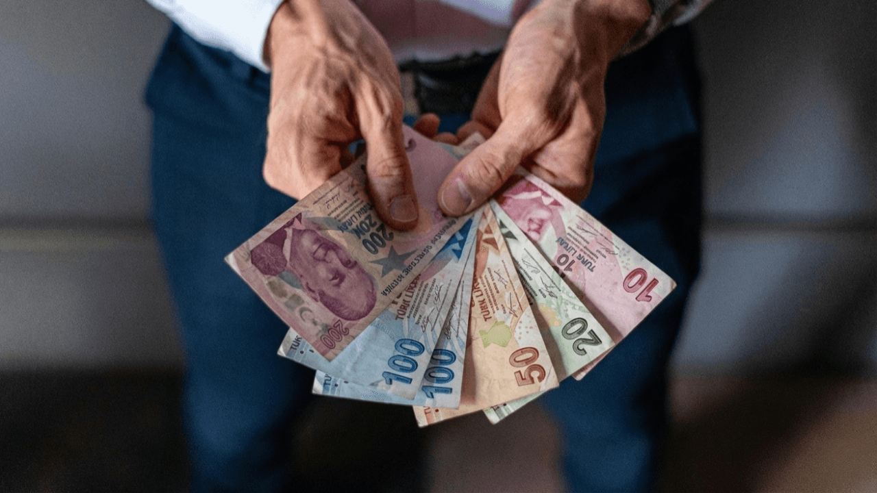 Commerzbank TL'de sınırlı rahatlama bekliyor