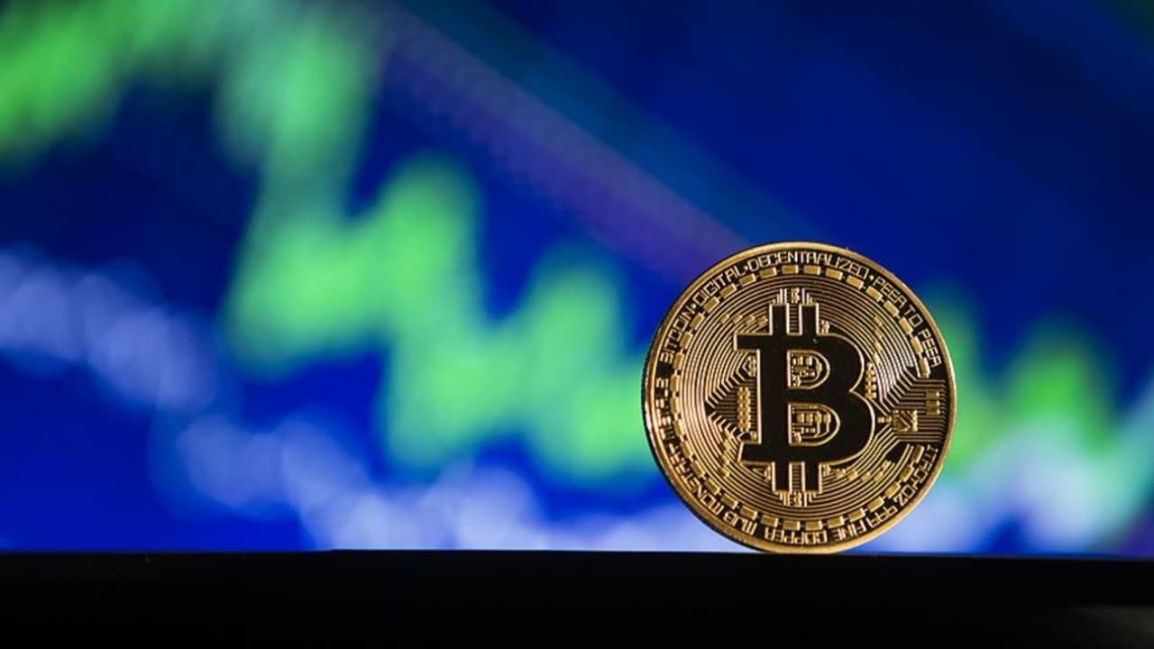Bitcoin kritik FED faiz kararı öncesinde 65.000 dolar sınırında güç kaybediyor
