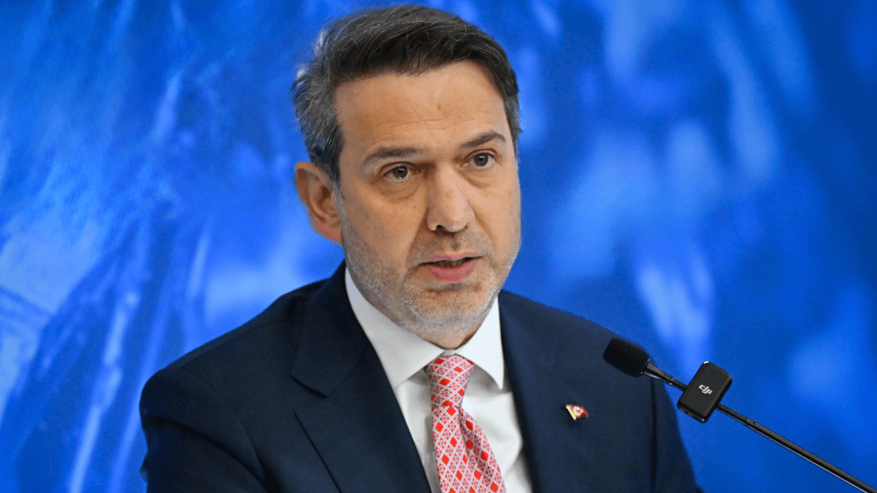 Bayraktar’dan enerji dönüşümü mesajı: Sürdürülebilir gelecek için çalışacağız