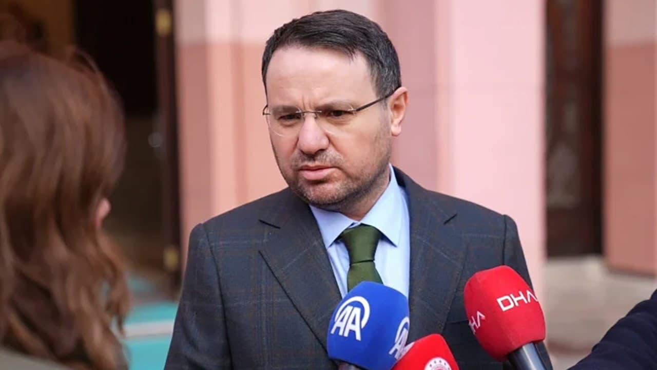Bakan Gürlek duyurdu! Kulüp yöneticilerine bahis operasyonu