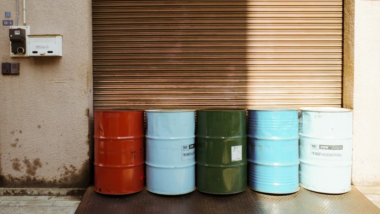 Petrol piyasasında 2027 uyarısı: JPMorgan tahminlerini düşürdü
