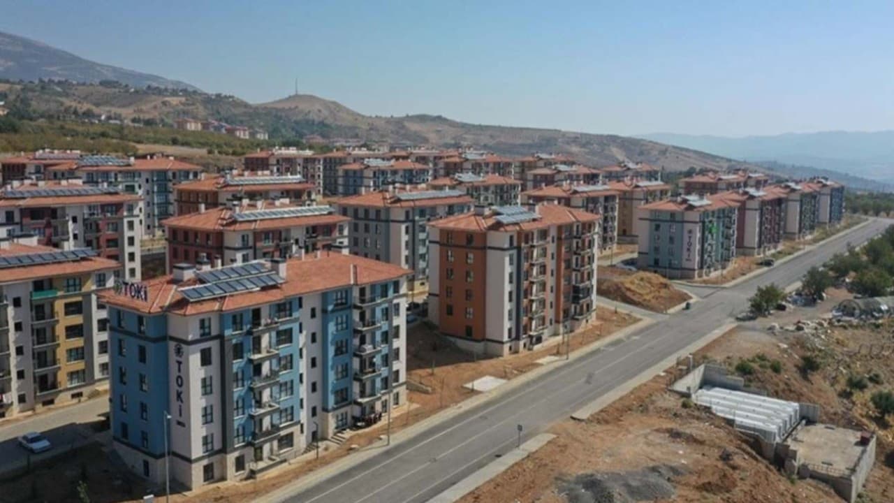 Konut üretiminde rekor hareketlilik: Ruhsat sayısı son 9 yılın zirvesinde