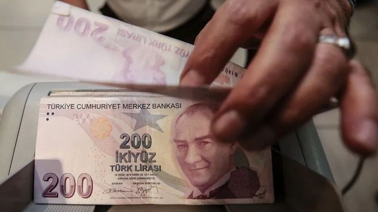 Emekli ve memur maaş zammı: Emekli ve memur 6 aylık enflasyon farkı açıklandı mı, ne kadar zam yapılacak?