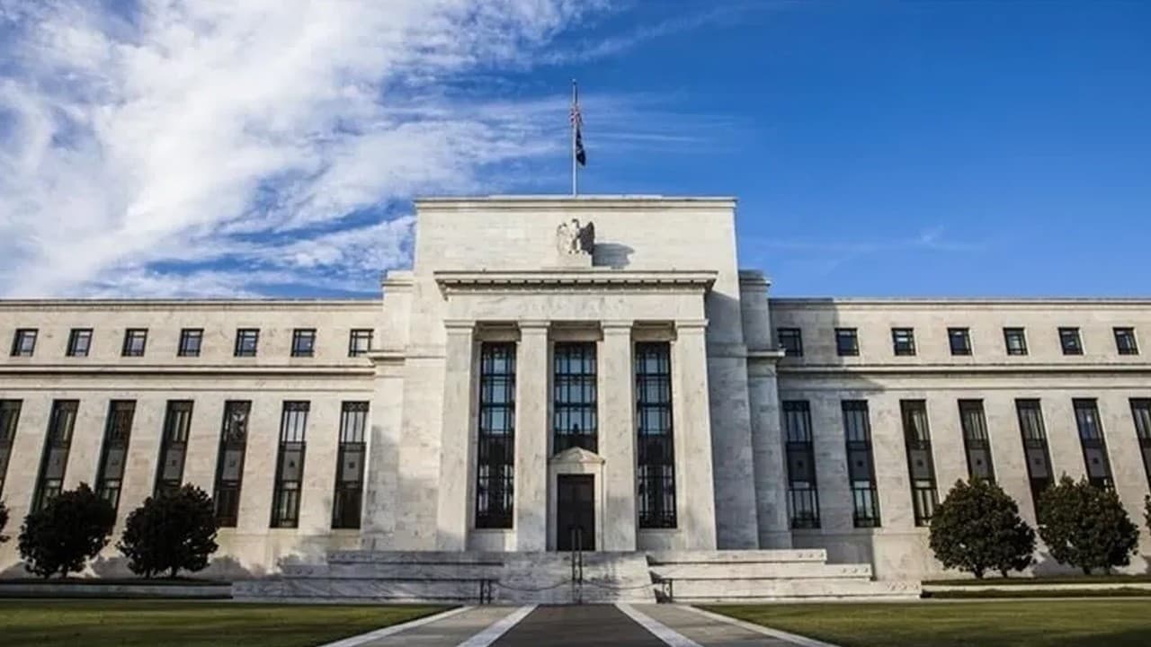 Fed'den büyüme vurgusu: Jeopolitik risklere rağmen ekonomi güçlü