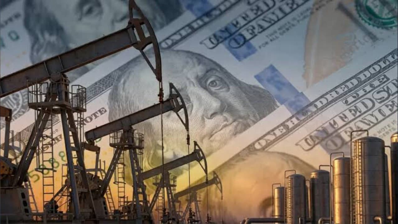 Petrol fiyatları son bir ayın zirvesinde: Hürmüz gerilimi piyasaları sarstı