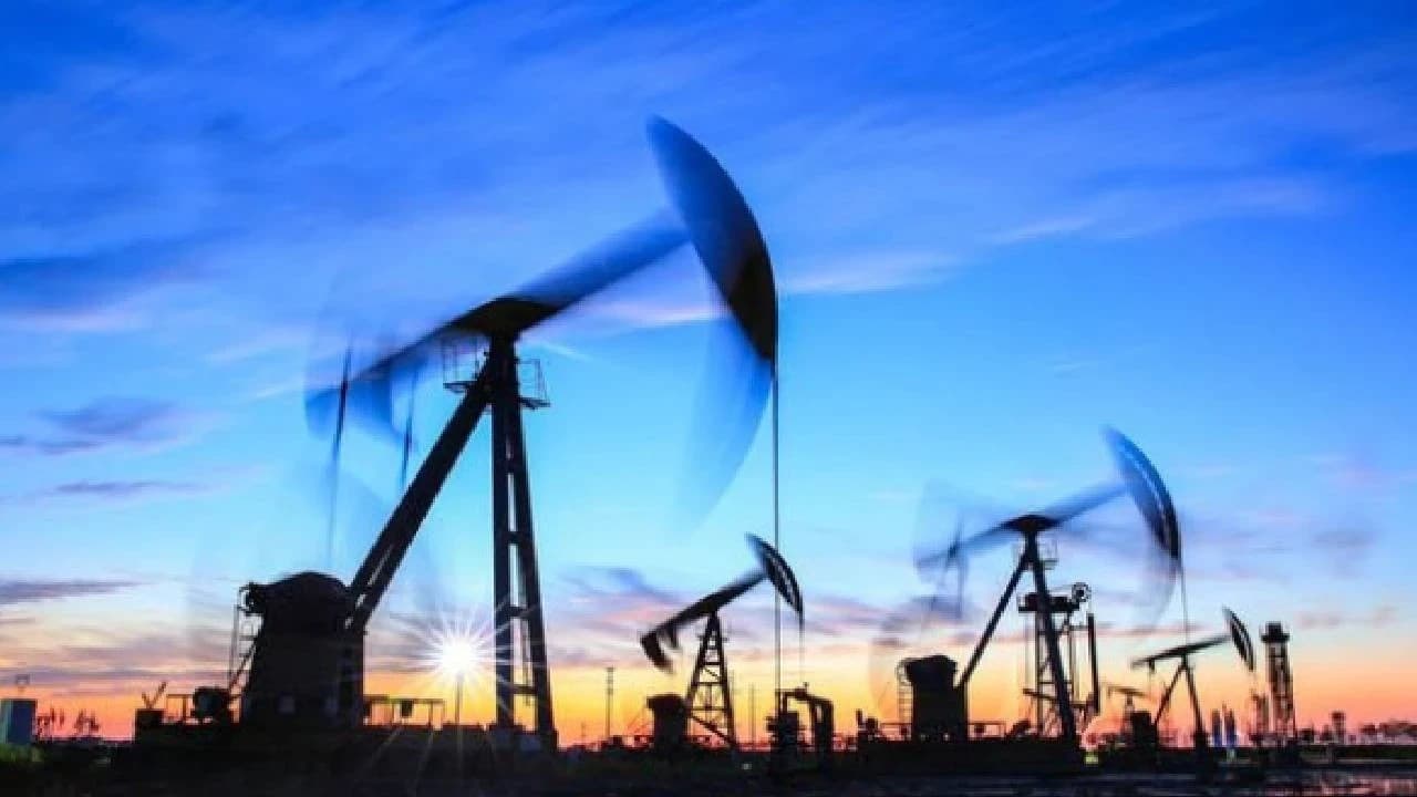 Brent 95 doları aştı! Dev bankadan 120 dolar uyarısı geldi