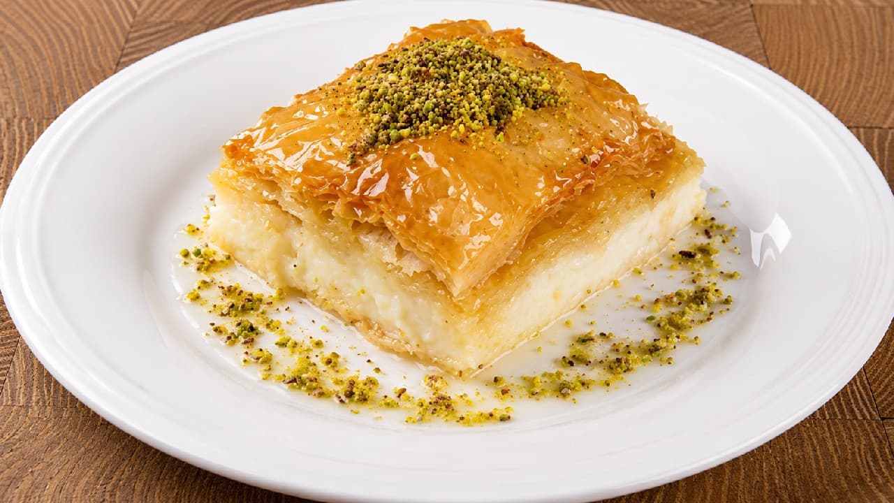 Yunanlar bir tatlıya daha sahip çıktı! Tarifini bile verdi...